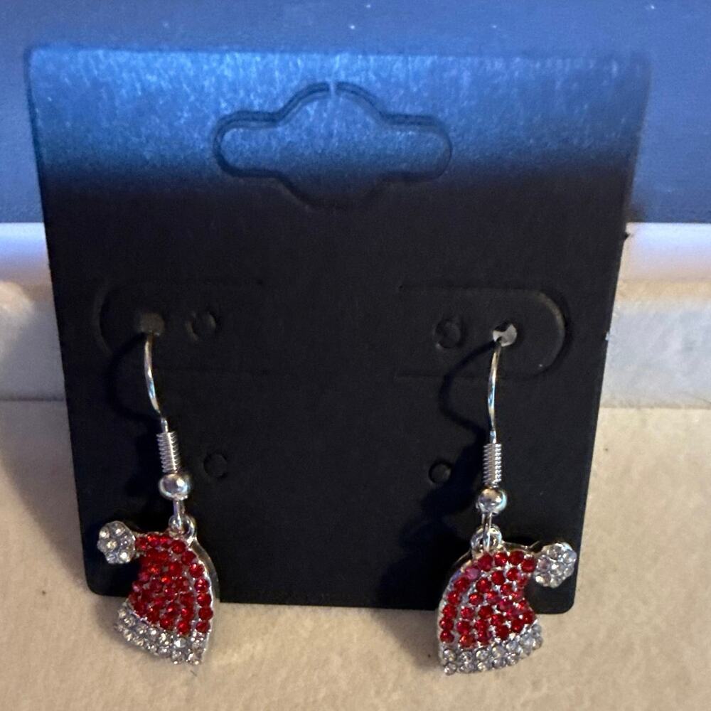 CHRISTMAS SANTA CLAUS HAT RED AND WHITE RHINESTONE DANGLE SILVER TONE EARRINGS